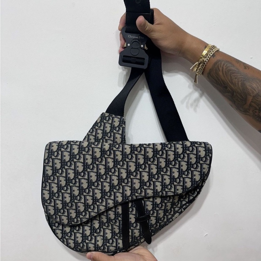 CHRISTIAN DIOR MAXI SADDLE BAG IN OBLIQUE